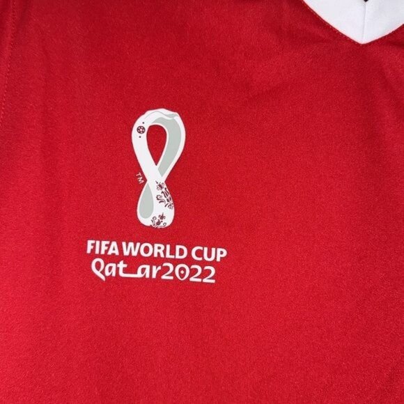 Canada Soccer FIFA World Cup Qatar 2022 Red Jersey M Polyester - Picture 3 of 7